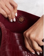 croc crossbody bag in burgundy