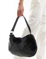 woven shoulder bag in patent black