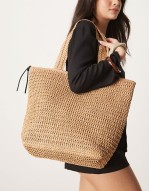 straw crochet tote bag