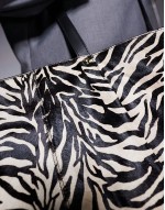 ponyhair shopper bag in zebra print
