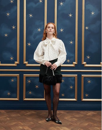 embellished velvet bag in black